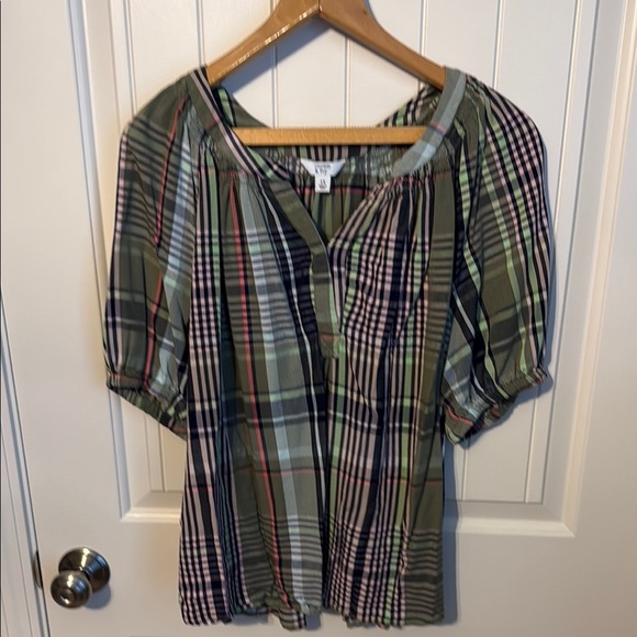 Crown & Ivy Plaid Green and Black Women's Top 1X - Picture 1 of 6